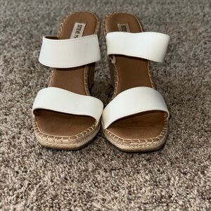 Steve Madden White Espadrille Sandals 8.5